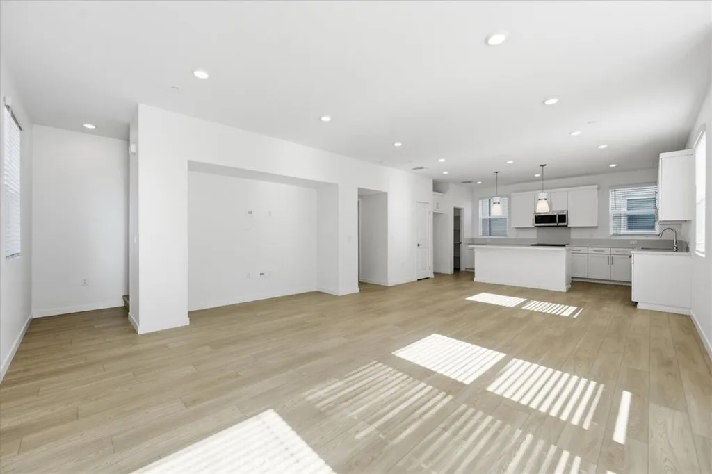 Additional image 6 of 9327 Via Azul, Pico Rivera, CA 90660