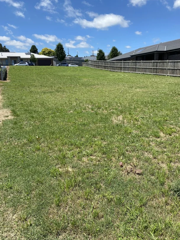 8 Sheoak Street, Warragul VIC 3820