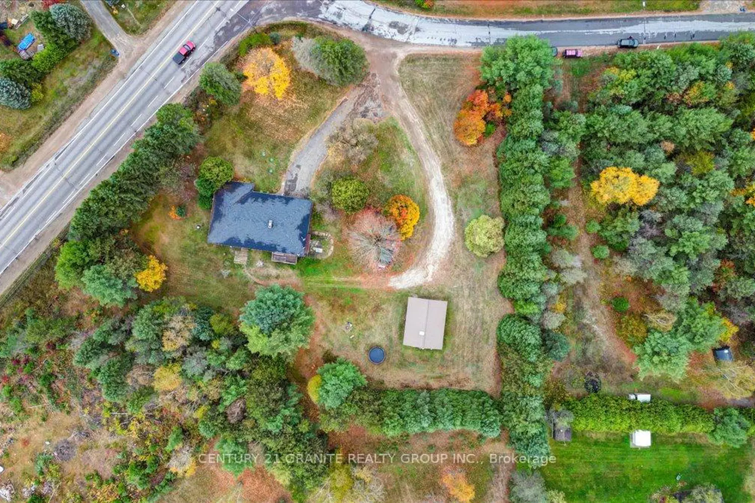 Additional image 18 of 4 Maxwell Settlement Road