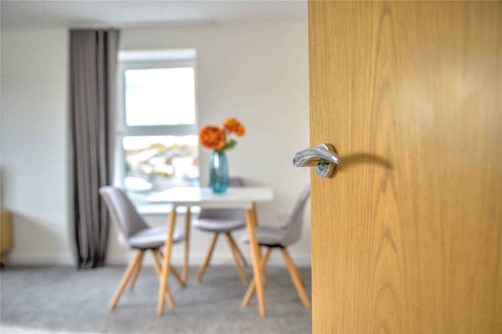 Additional image 5 of 2 bed flat to rentThe Haybridge, Haybridge Road, Telford TF1
