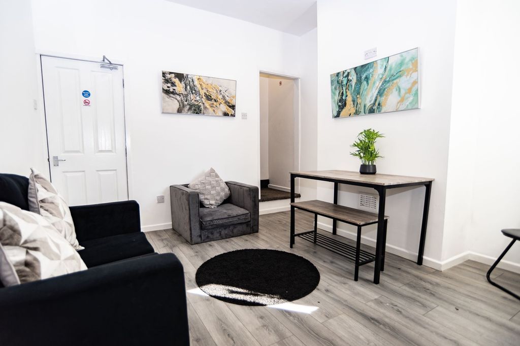 Additional image 10 of 4 bed semi-detached house to rentChamberlain Street, Stoke-On-Trent ST1