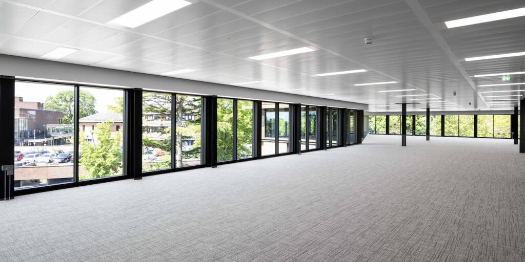 Additional image 5 of 10 Bricket Road, St Albans, AL1 3JX