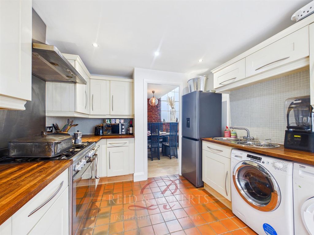 Additional image 4 of 3 bed terraced house to rentWynnstay Hall Estate, Ruabon, Wrexham LL14
