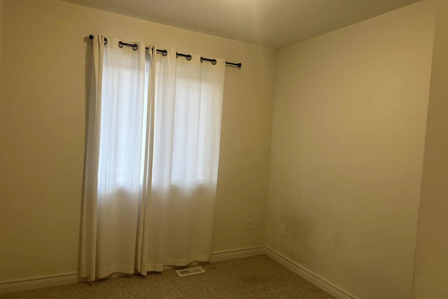 Additional image 8 of 77 Diana Av Avenue 140