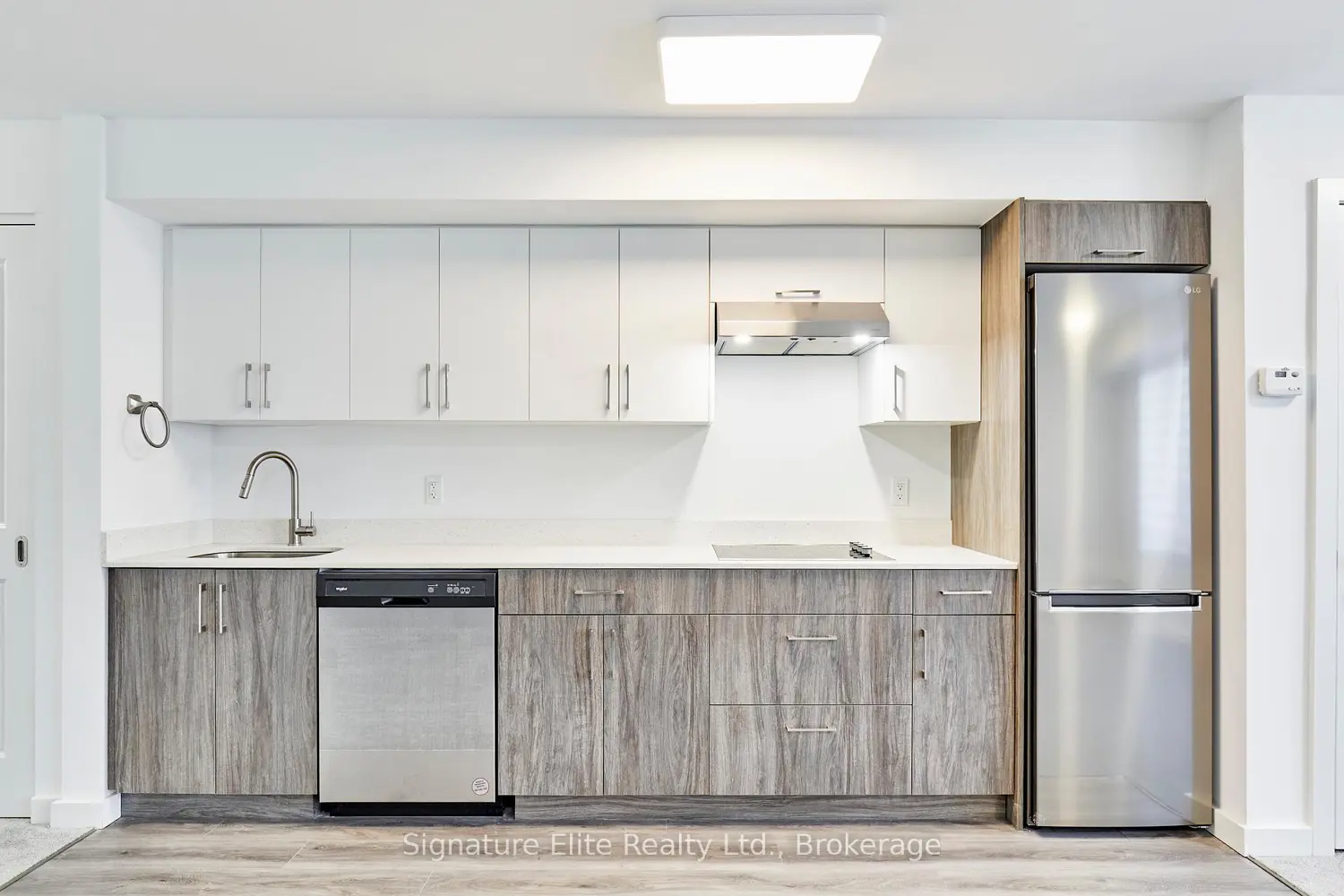 Additional image 8 of 45 Connaught Avenue 404