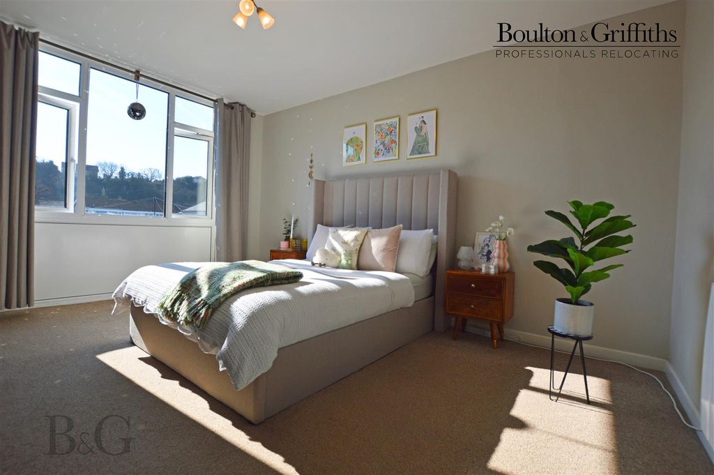 Additional image 7 of 2 bed flat to rentRowan House, Bridge Street, Penarth CF64