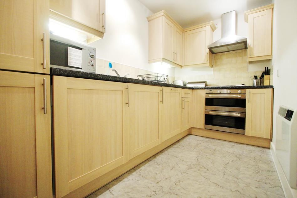 Additional image 4 of 2 bed flat to rentWindsor Court, No. 1 London Road, Newcastle Under Lyme, Staffordshire ST5
