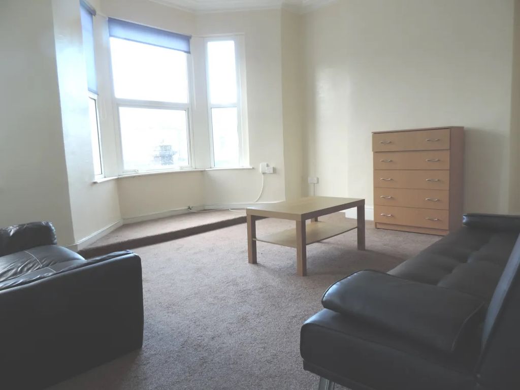 5 bed flat to rentWellfield Road, Cardiff CF24