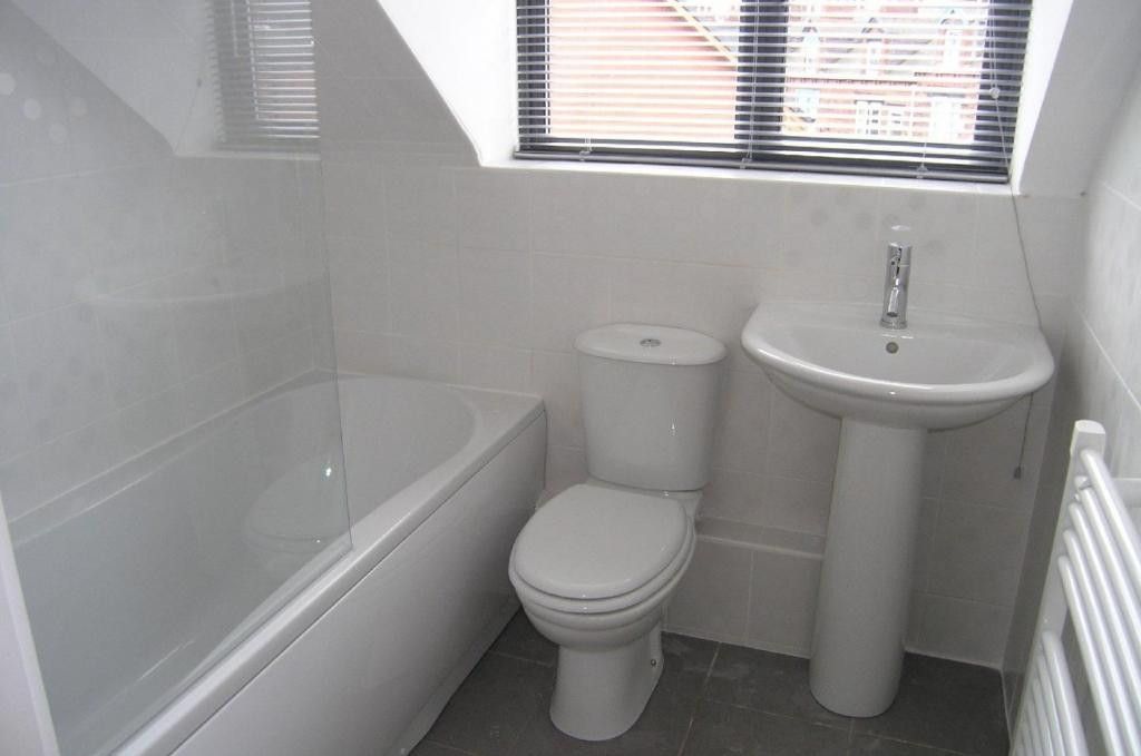 Additional image 4 of 4 bed shared accommodation to rentBentley Lane, Leeds LS6