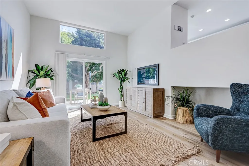 Additional image 24 of 867 Aubrey Court Unit 2, Hermosa Beach, CA 90254