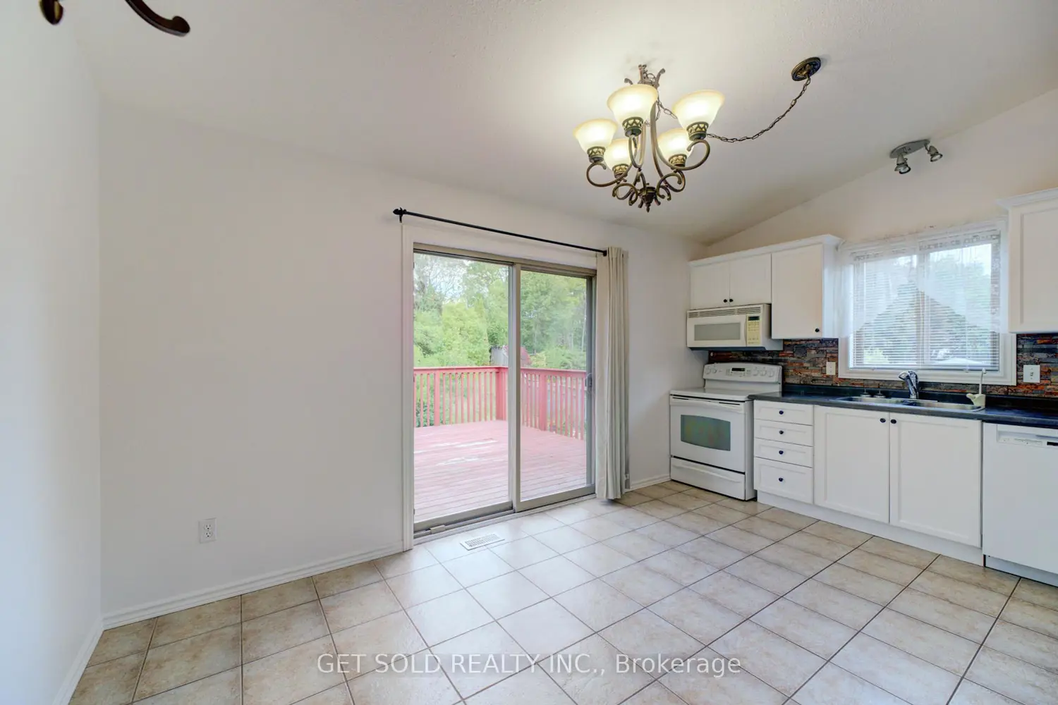 Additional image 8 of 40 Jo Whitney Court