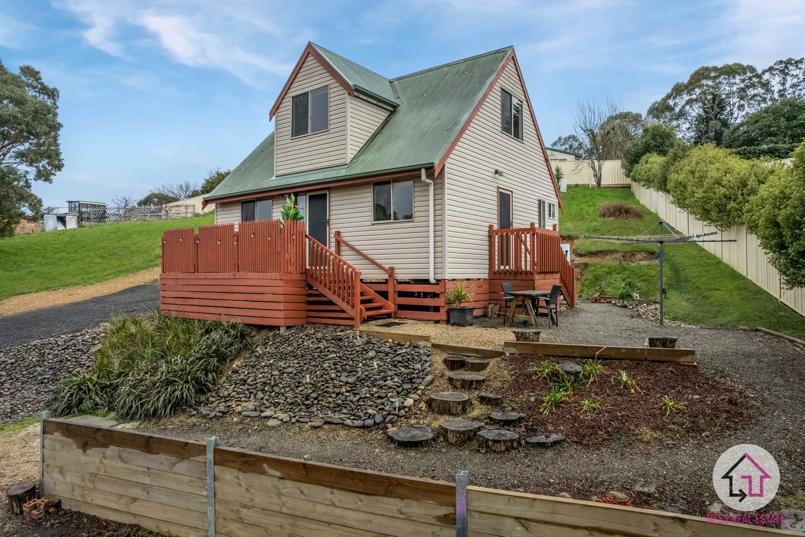 9 Elizabeth Court, Waterford Park VIC 3658