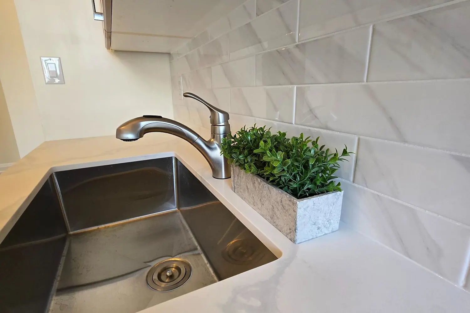 Additional image 8 of 18 Hillcrest Avenue 2110