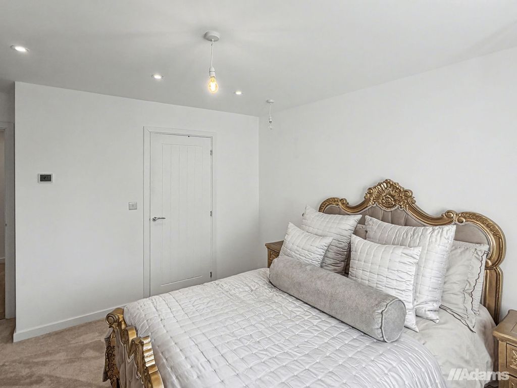 Additional image 14 of 4 bed detached house to rentHughes Close, Farnworth, Widnes WA8