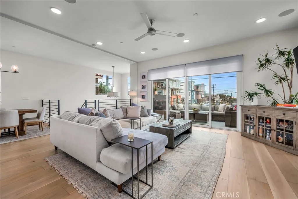 Additional image 17 of 130 S Prospect Ave Unit A, Redondo Beach, CA 90277