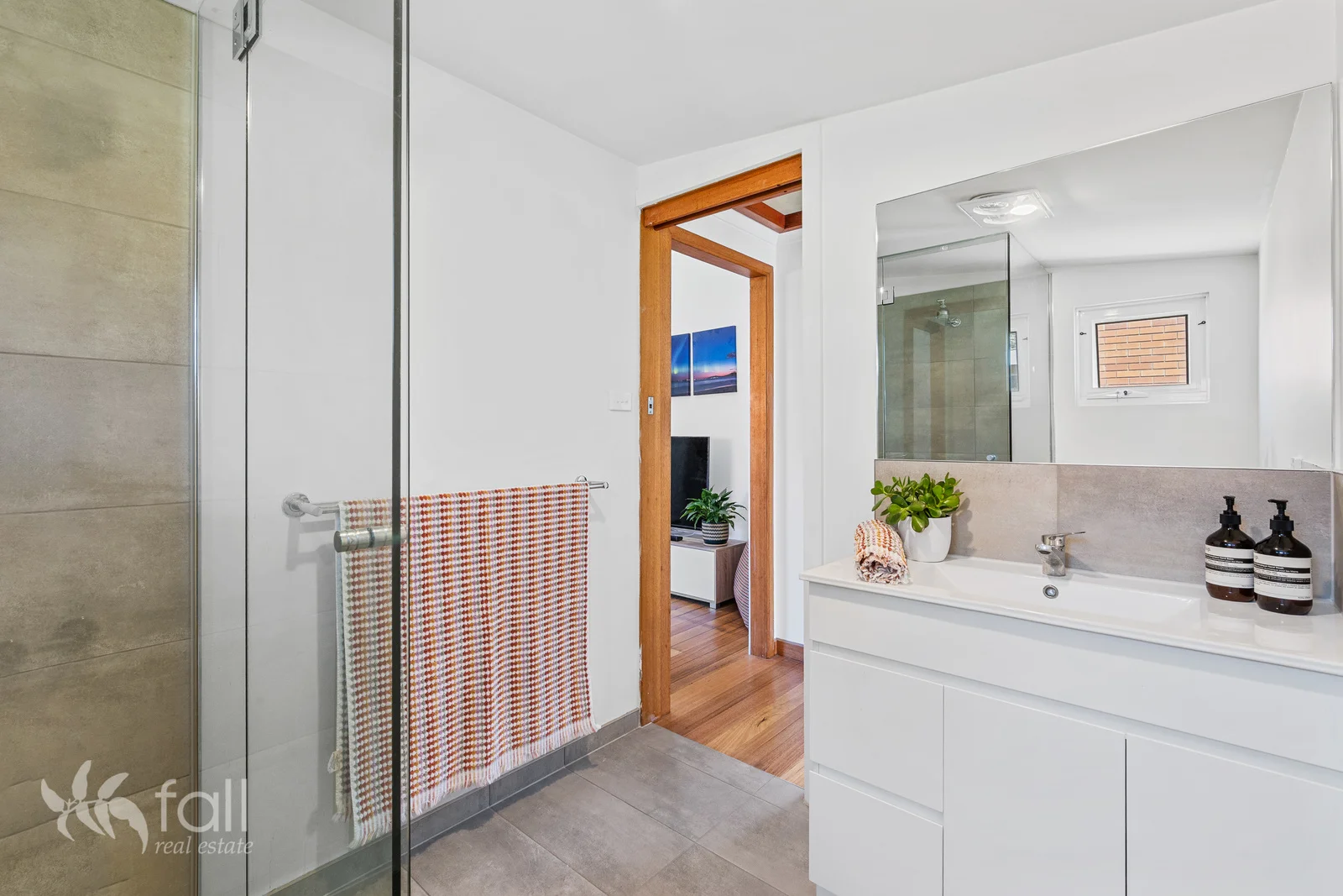 Additional image 25 of 45 Pipe Clay Esplanade, Cremorne TAS 7024