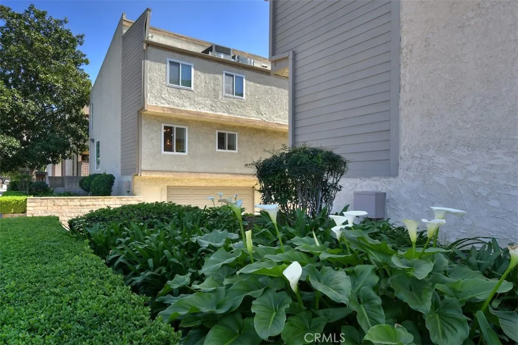 Additional image 3 of 7240 Shirley Ave Unit 101, Reseda, CA 91335