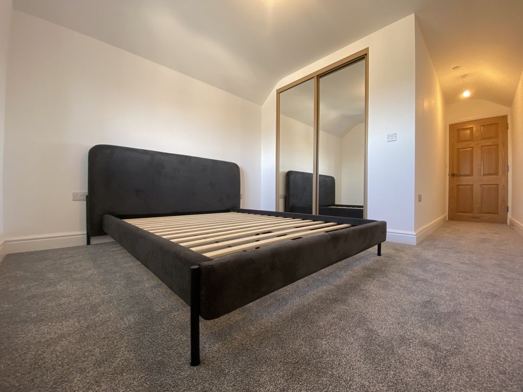 2 bed flat to rentAberystwyth SY23 photo 3