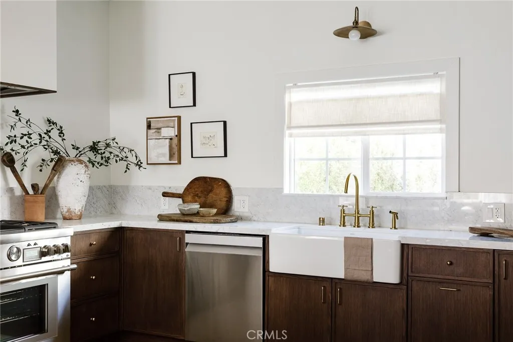 Additional image 52 of 5415 Ash Street, Los Angeles, CA 90042