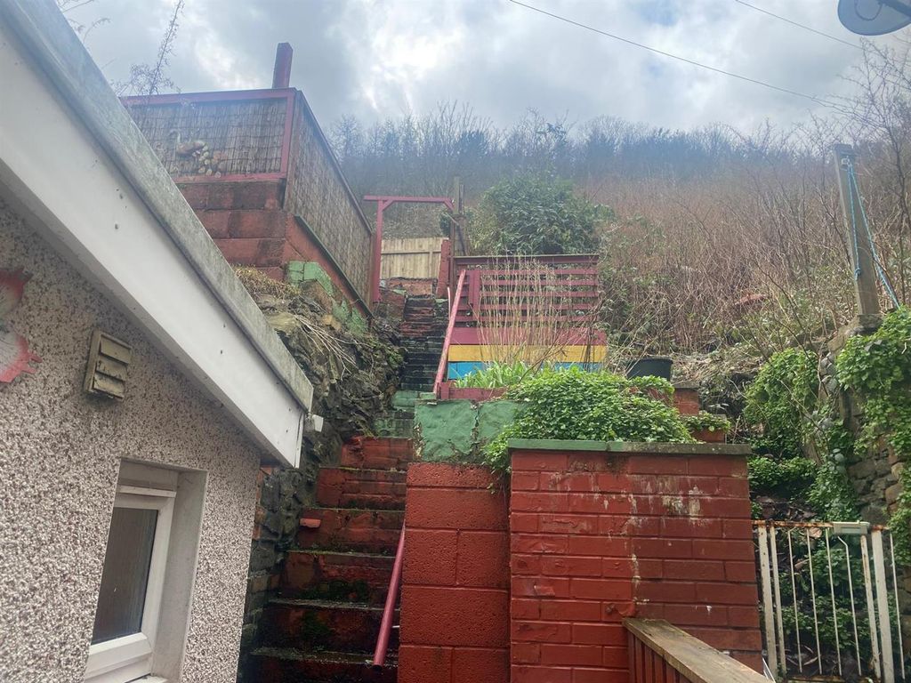 Additional image 8 of 2 bed property to rentArail Street, Six Bells, Abertillery NP13