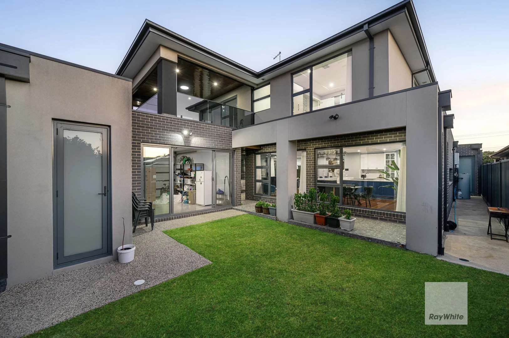 Additional image 32 of 24 Rylandes Drive, Gladstone Park VIC 3043