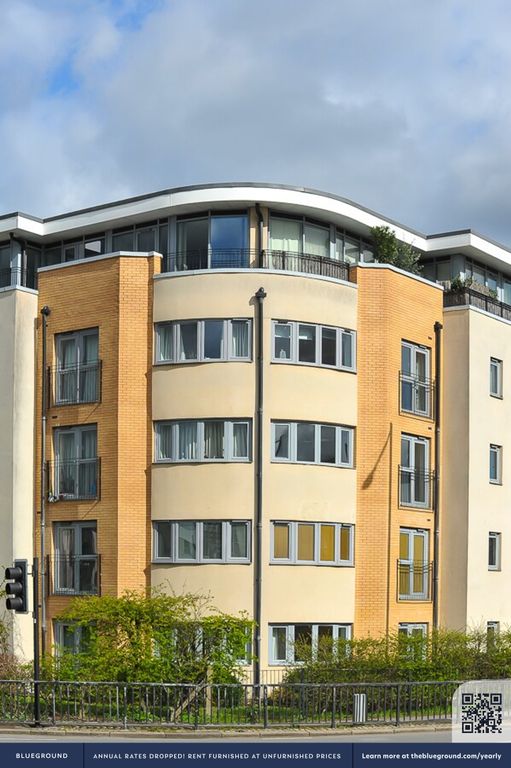 2 bed flat to rentWindsor And Maidenhead SL4 photo 3