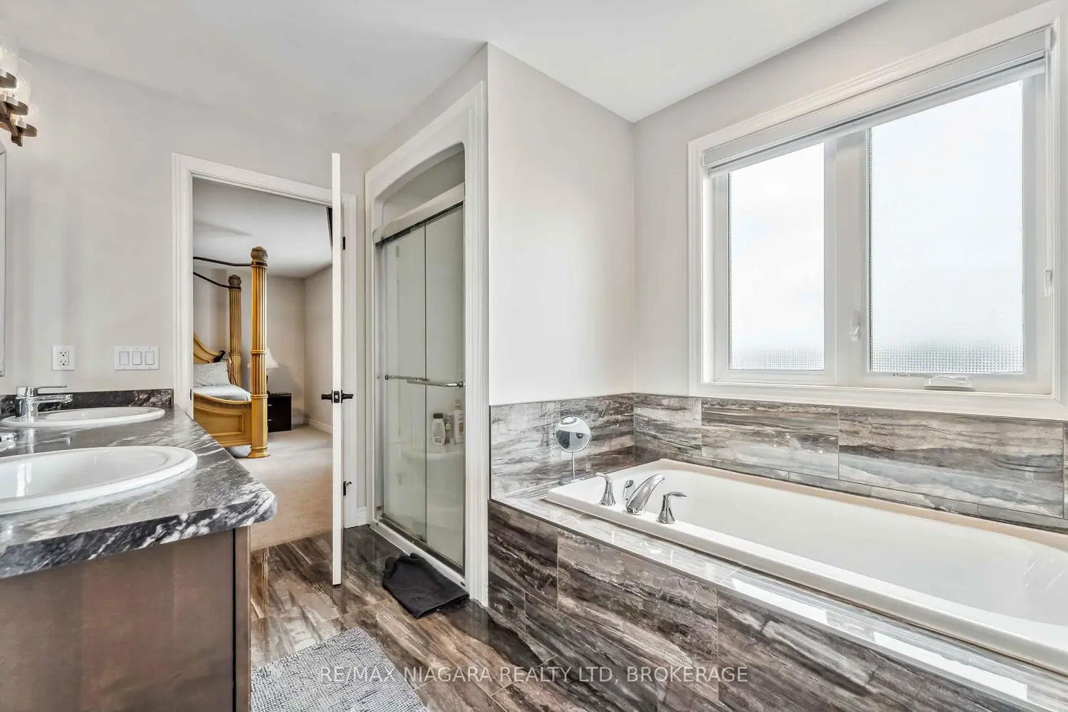 Additional image 14 of 1 Hopkins Street