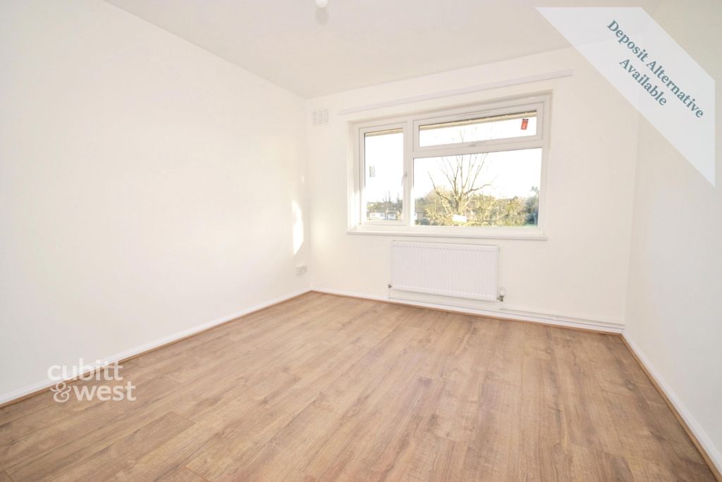 Additional image 4 of 3 bed flat to rentGales Drive, Crawley RH10