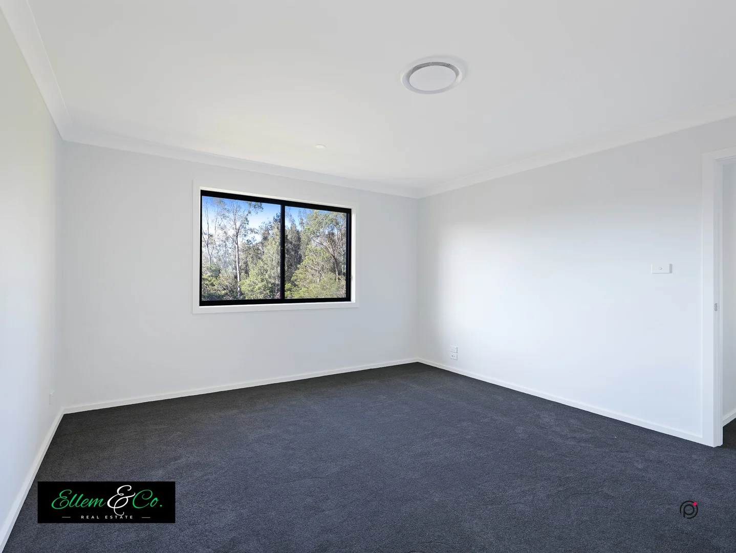 Additional image 11 of 1,2,3/1D Leamington Road, Oak Flats NSW 2529