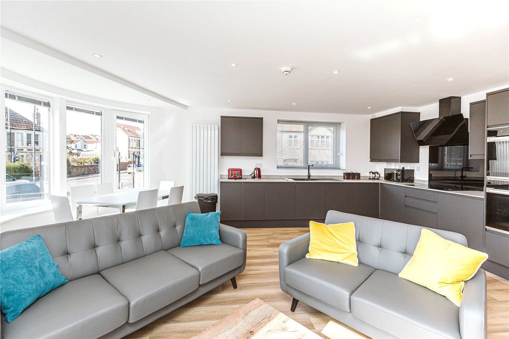 6 bed flat to rentFilton Avenue, Horfield, Bristol BS7
