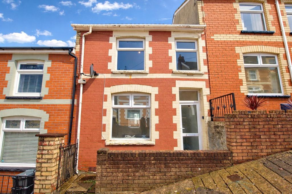Additional image 4 of 2 bed terraced house to rentBlenheim Road, Six Bells, Abertillery NP13