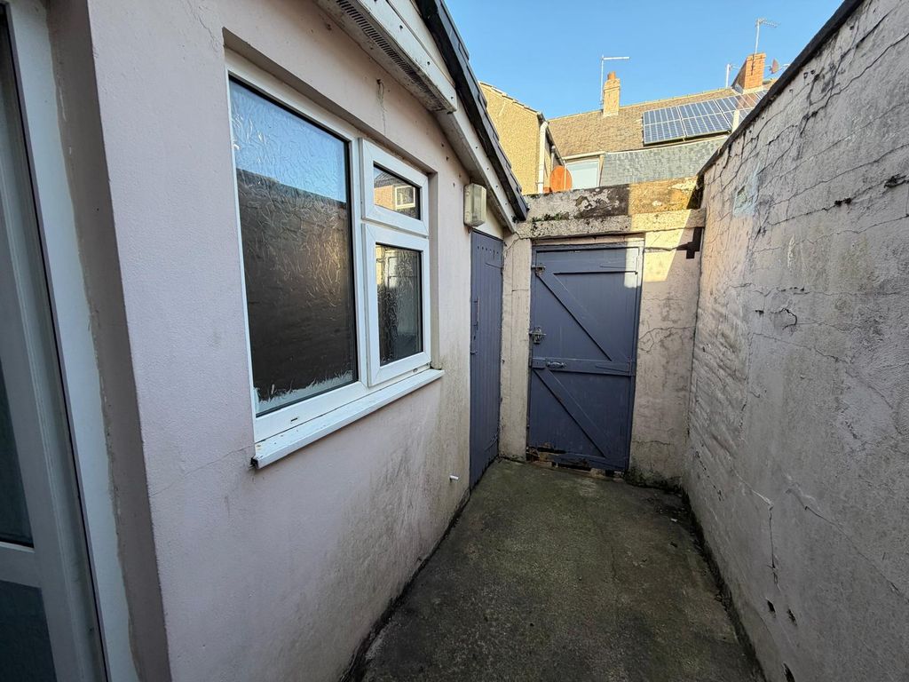 Additional image 10 of 2 bed terraced house to rentWinifred Street, Workington CA14