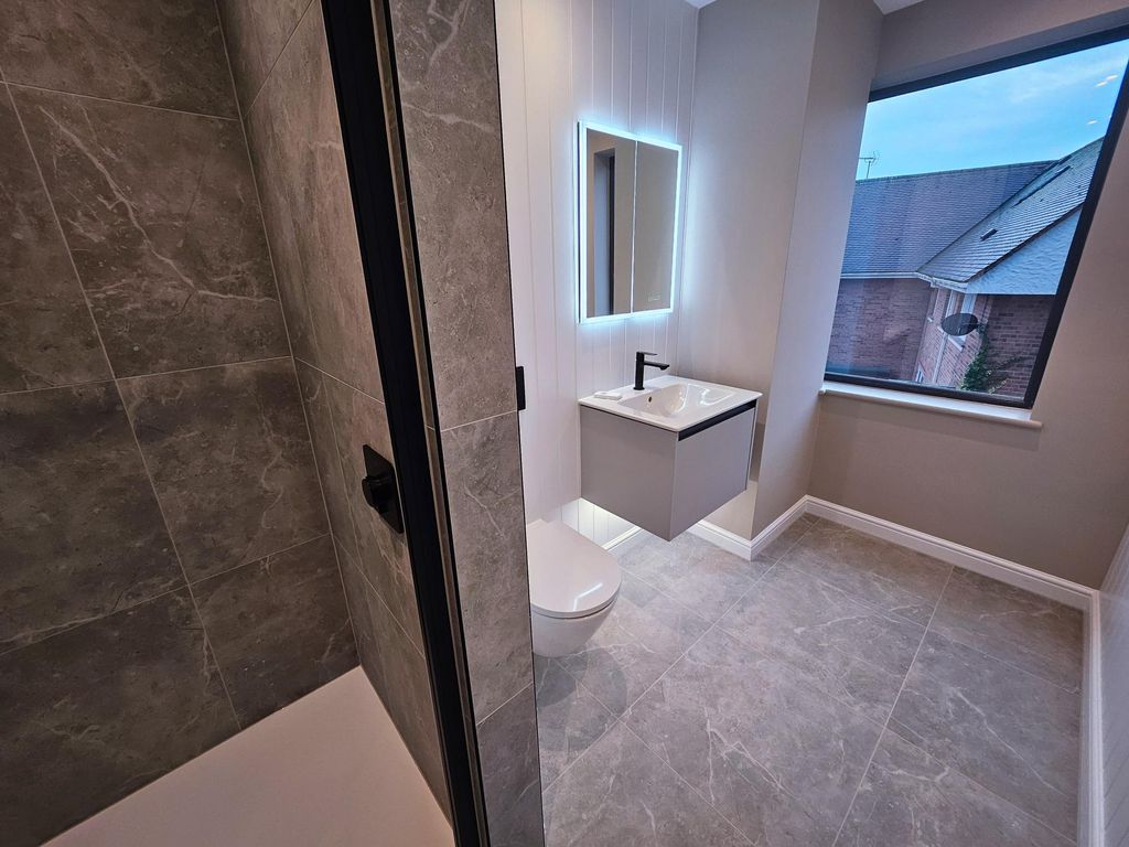 Additional image 25 of 4 bed flat to rentBoughton, Chester CH3