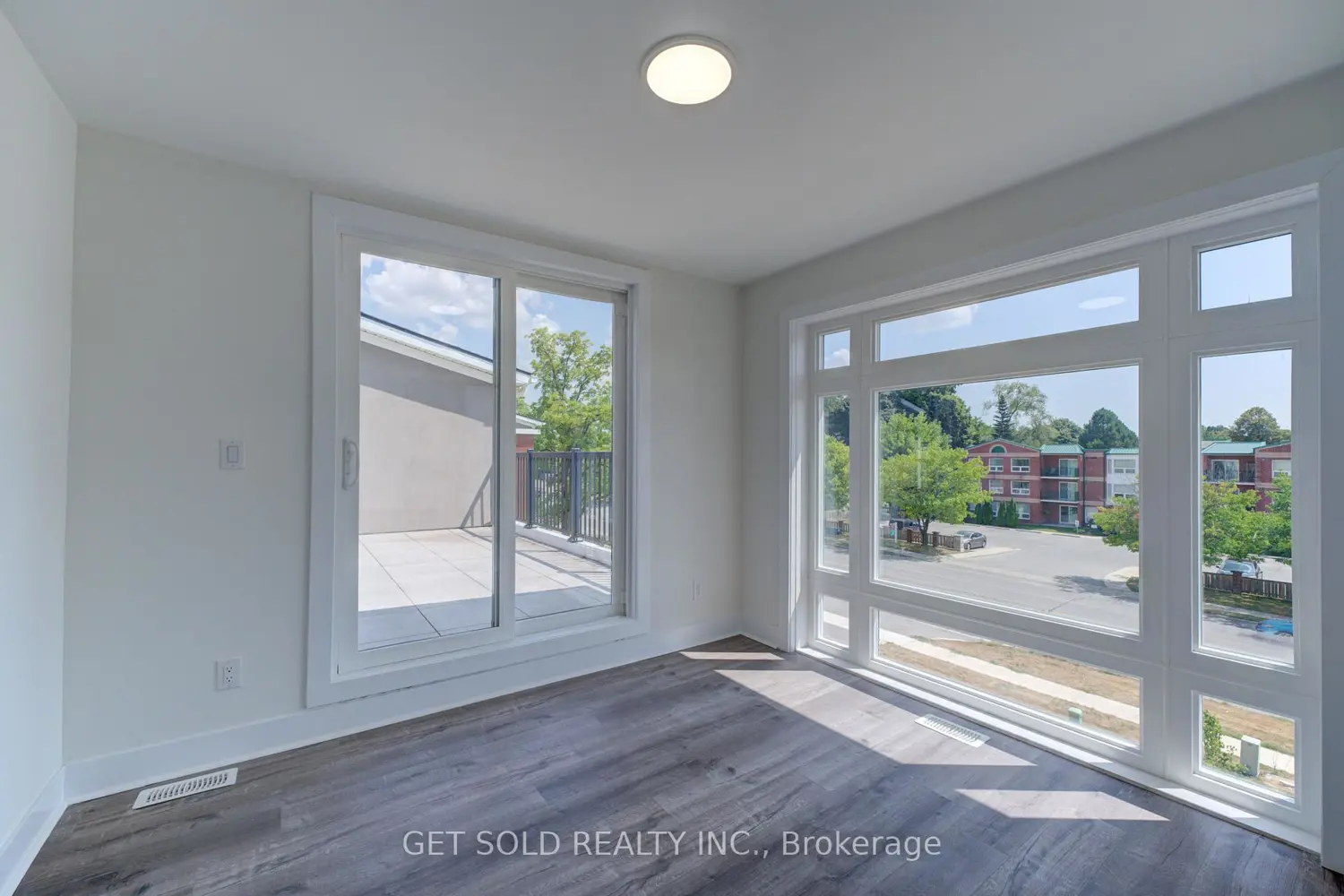 Additional image 16 of 6701 Thorold Stone Road 12