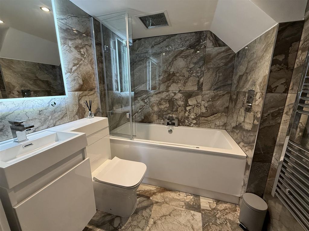 Additional image 6 of 1 bed flat to rentPierhead View, Penarth CF64