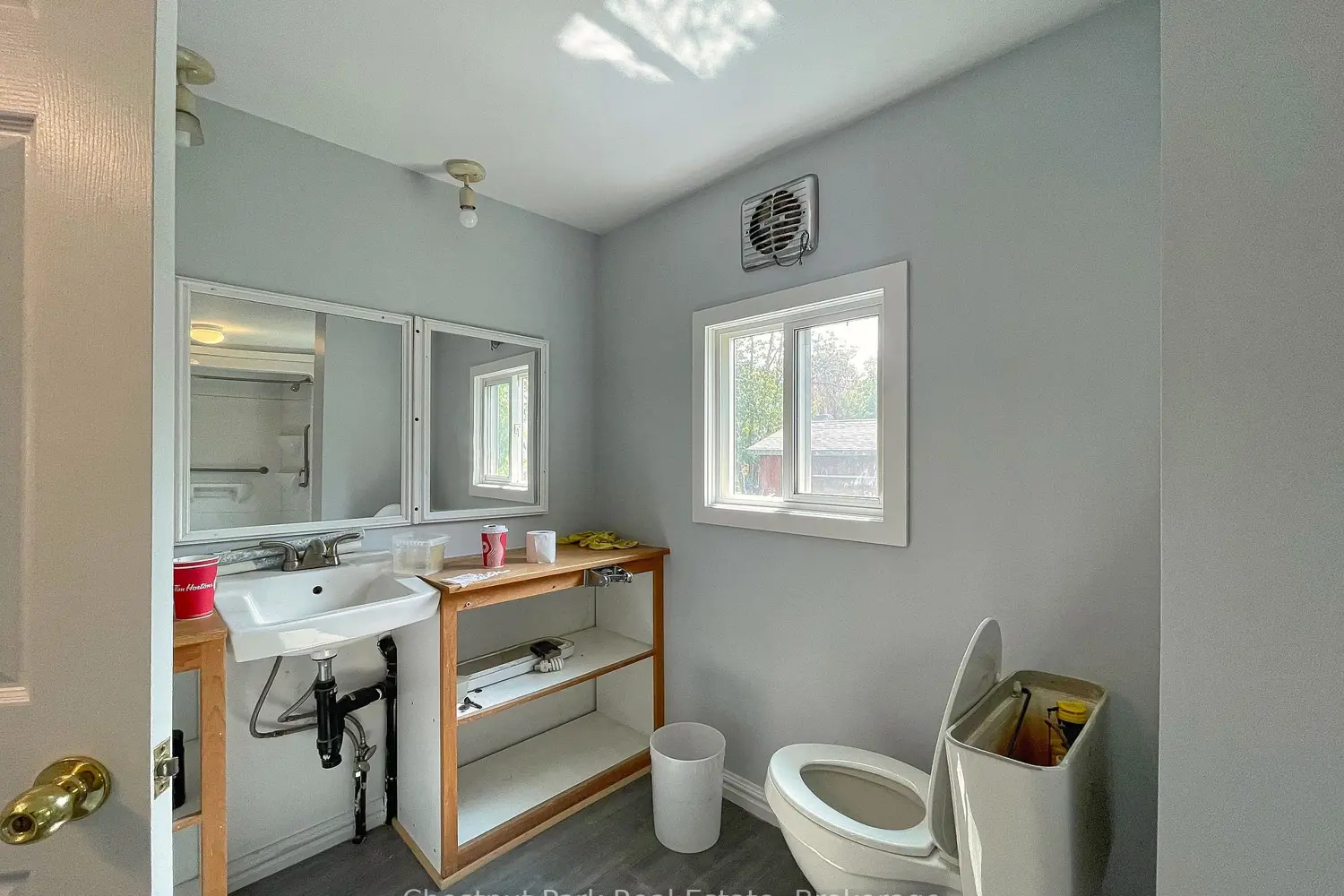 Additional image 11 of 383 Thompson Street