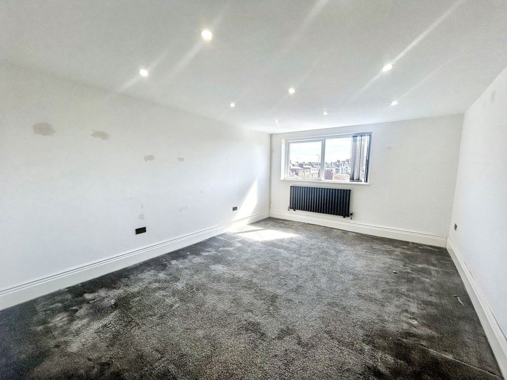 Additional image 18 of 4 bed flat to rentEsplanade, Whitley Bay NE26