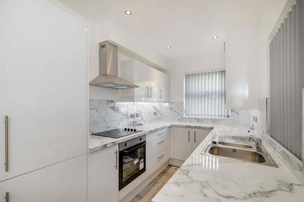 4 bed shared accommodation to rentCedar Street, Derby DE22 photo 2