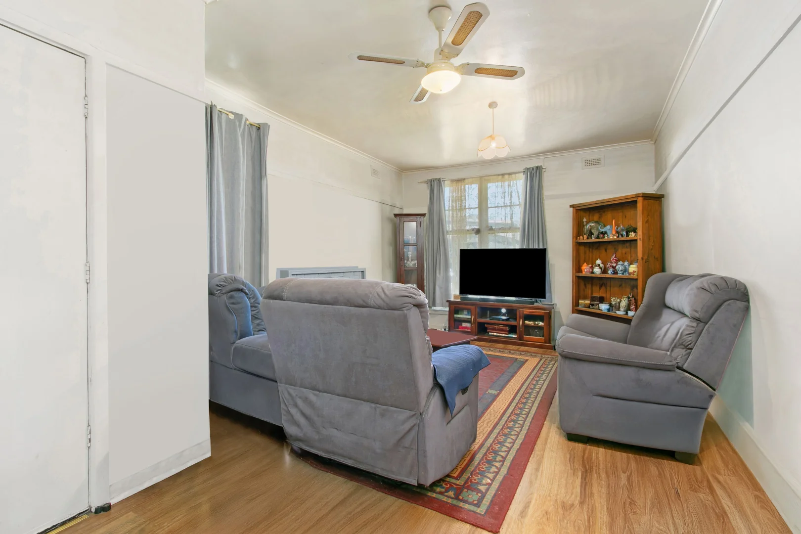 Additional image 4 of Moe VIC 3825