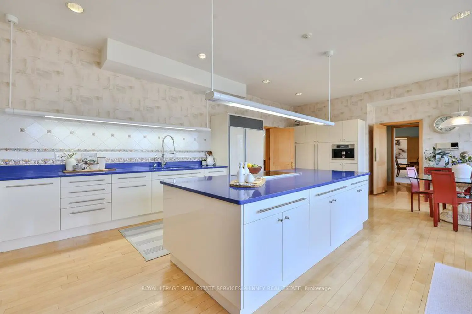 Additional image 6 of 937 Whittier Crescent