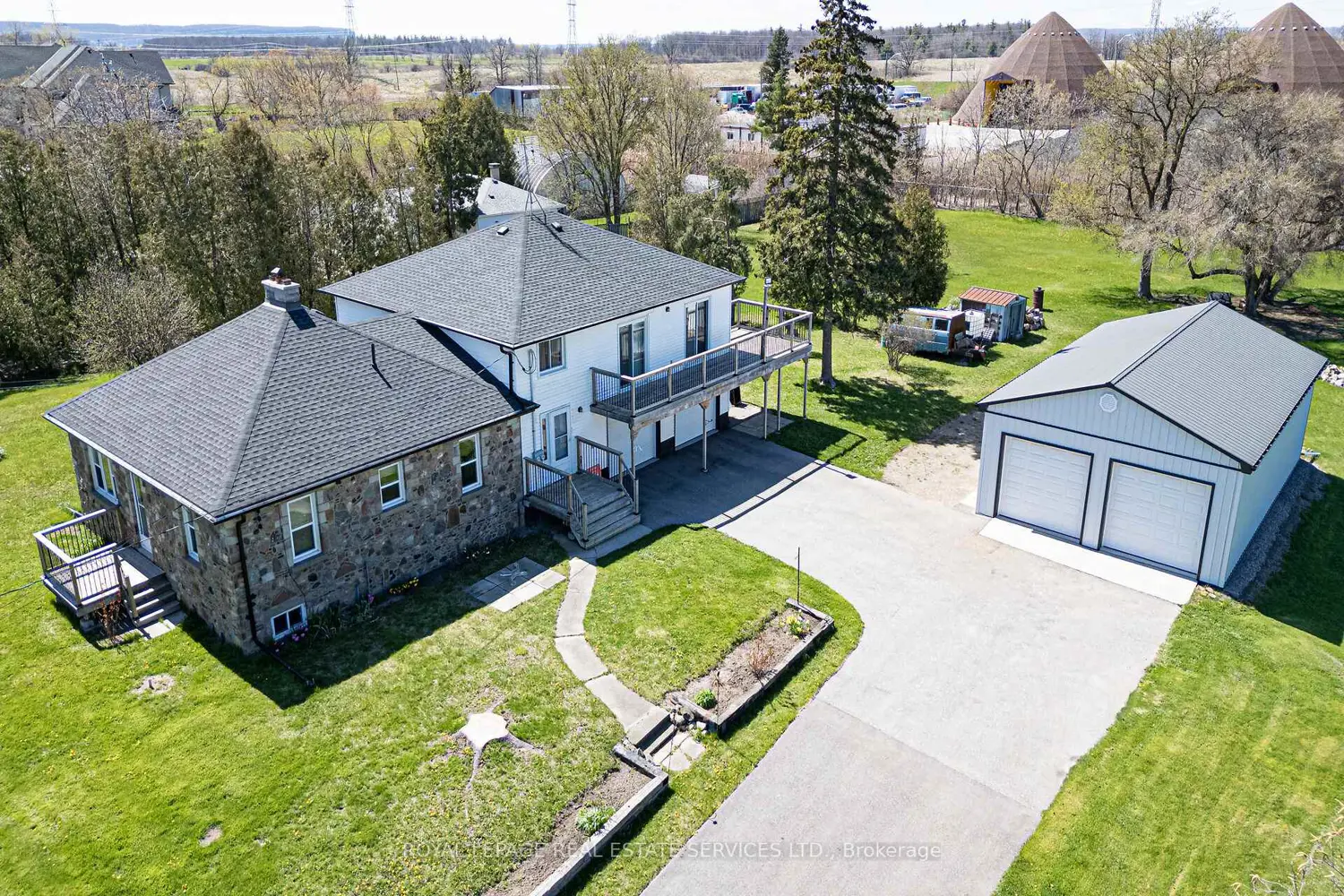 Additional image 15 of 3029 Burnhamthorpe Road