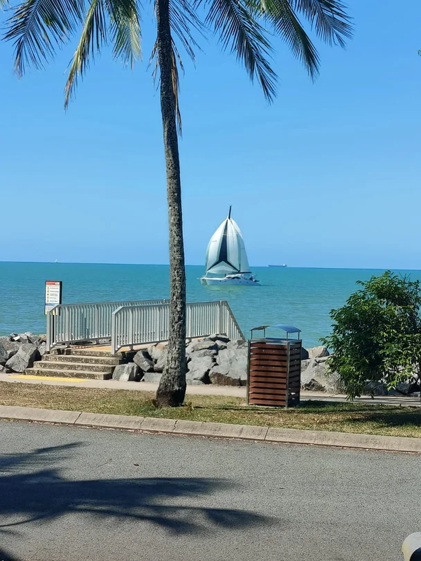 255 Oshea Esplanade, Machans Beach QLD 4878