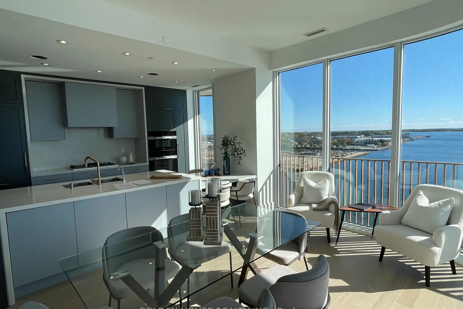 Additional image 4 of 155 Merchants' Wharf 1112