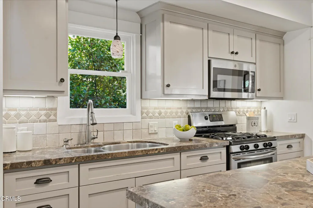 Additional image 93 of 347 N Grove Street, Sierra Madre, CA 91024