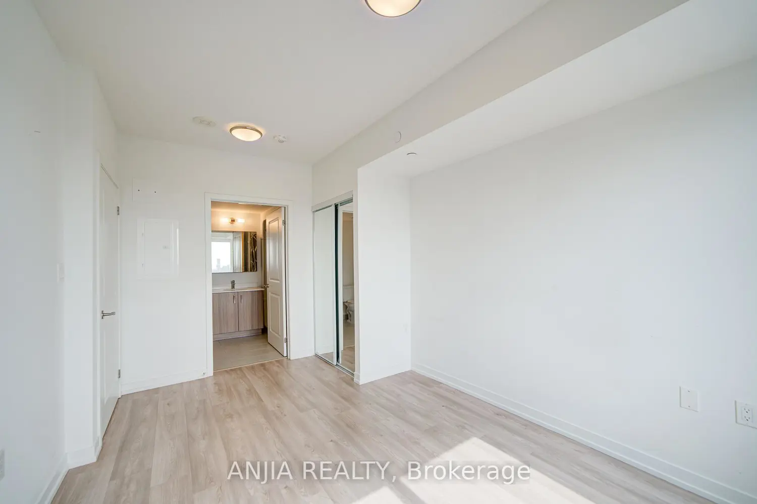 Additional image 17 of 1028 Mcnicoll Avenue 1213