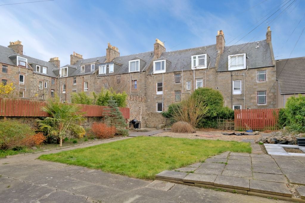 Additional image 30 of 5 bed detached house to rentHolburn Street, City Centre, Aberdeen AB10