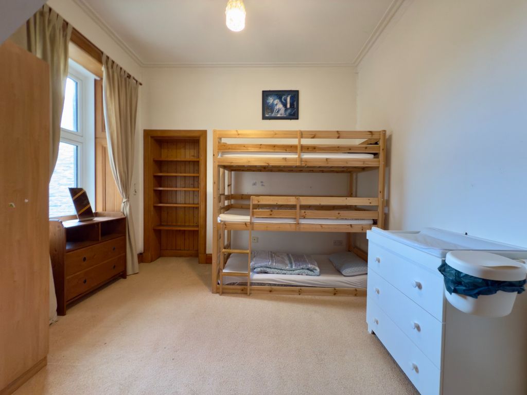Additional image 14 of 4 bed flat to rentRoyal Crescent, Dunoon, Argyll & Bute PA23