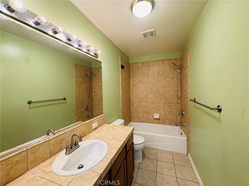 Additional image 20 of 5310 Sweitzer Lake St, Bakersfield, CA 93314