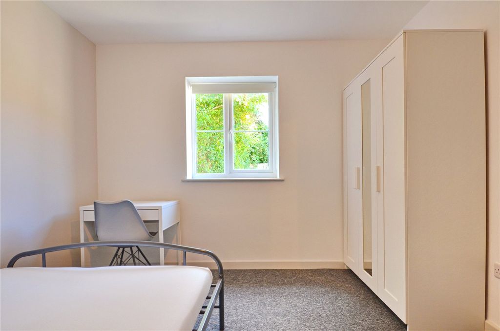 Additional image 6 of 6 bed semi-detached house to rentFilton Avenue, Horfield, Bristol, Bristol BS7