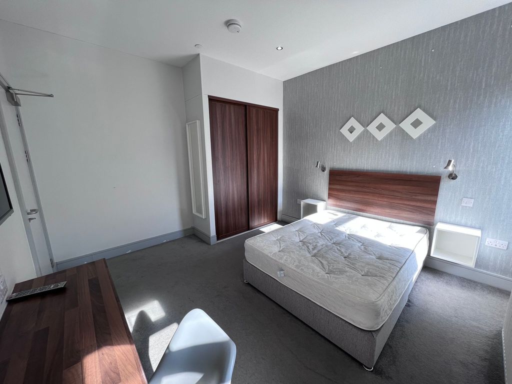 Additional image 2 of 3 bed shared accommodation to rentEversley Road, Sketty SA2